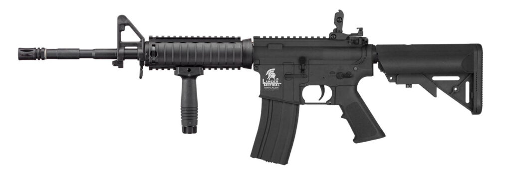 Réplique airsoft AEG M4 LT-04 GEN2 avec garde-main RIS et poignée verticale.