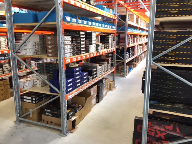 Entrepôt Armurerie Auxerre dédié à la vente en ligne.